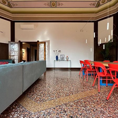 Frame Bologna Hotel Екстериор снимка