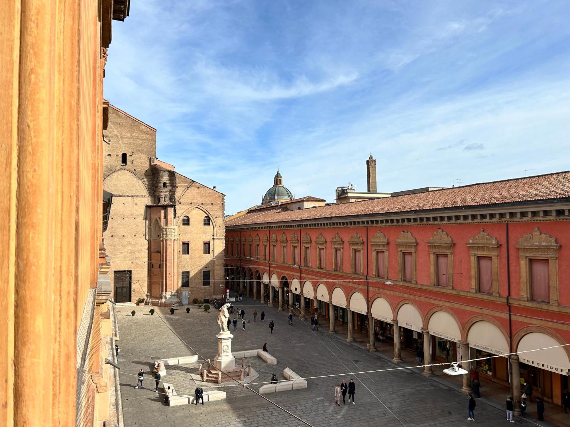 Frame Bologna Hotel Екстериор снимка